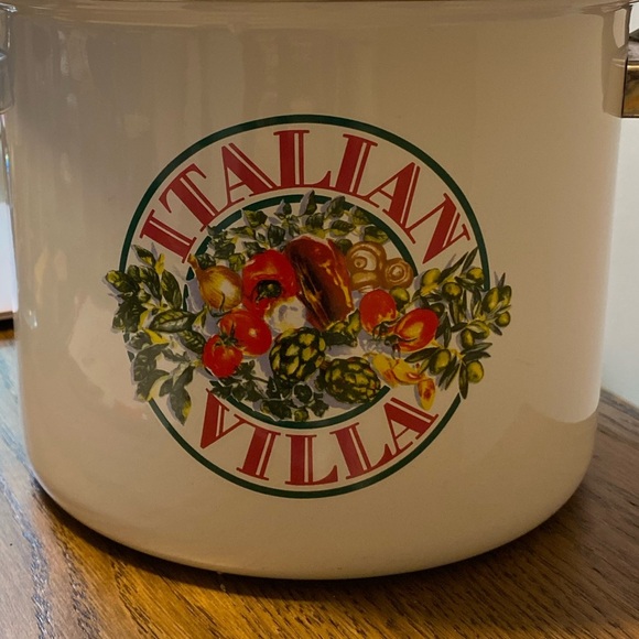 White Enamel Stock Pot “Italian Villa” - Picture 6 of 7